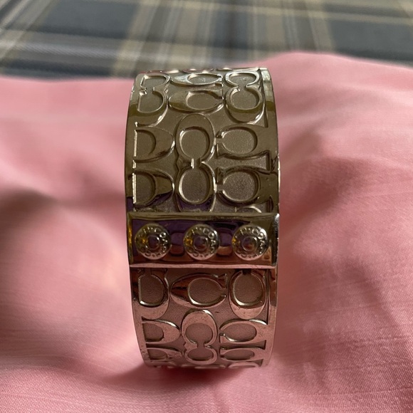 COACH Silver Enamel Signature C Chunky Bangle Bracelet Y2K - Picture 2 of 6